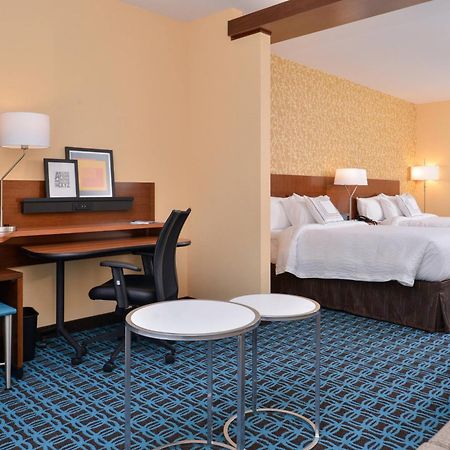 Fairfield Inn & Suites By Marriott Warrensburg Extérieur photo