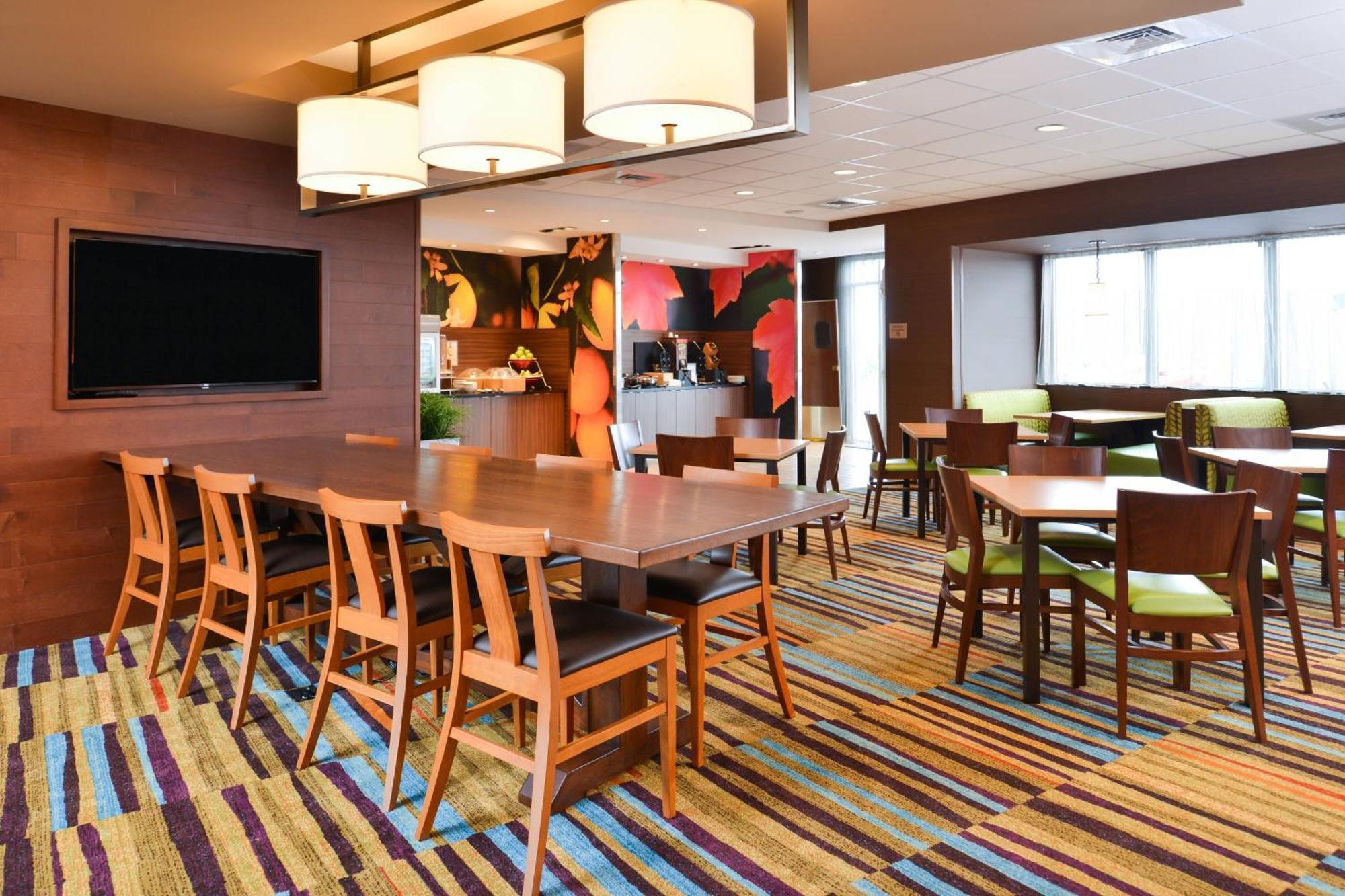 Fairfield Inn & Suites By Marriott Warrensburg Extérieur photo