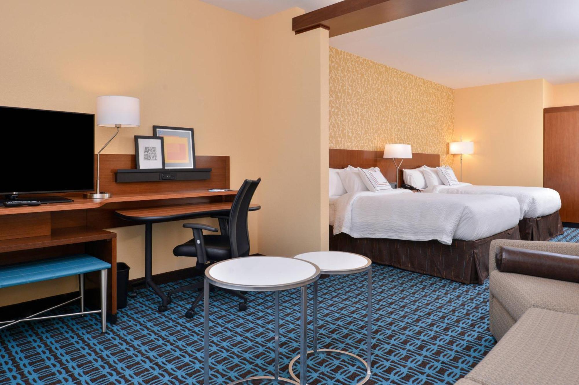 Fairfield Inn & Suites By Marriott Warrensburg Extérieur photo